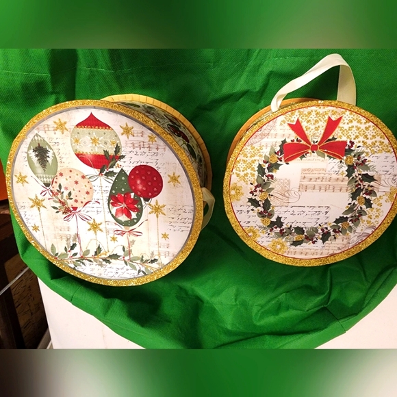 Vintage Christmas Gift Boxes trimmed in gold, ribbon handles - Picture 1 of 8